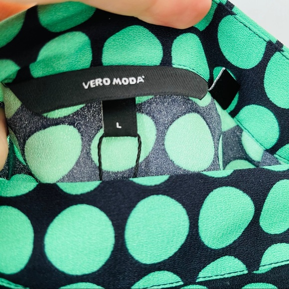 Vero Moda Sarah Dot Print Button Wrap Skirt - Picture 9 of 9